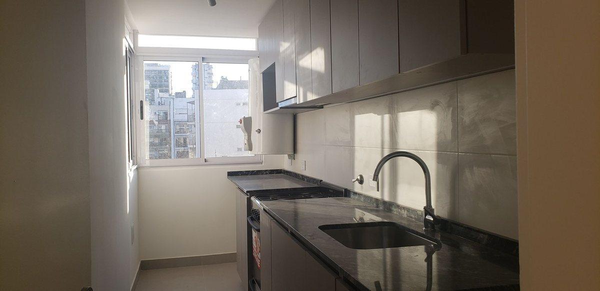 Foto de VENTA DEPARTAMENTO 3 AMBIENTES A ESTRENAR LUMINOSO, imagen 3