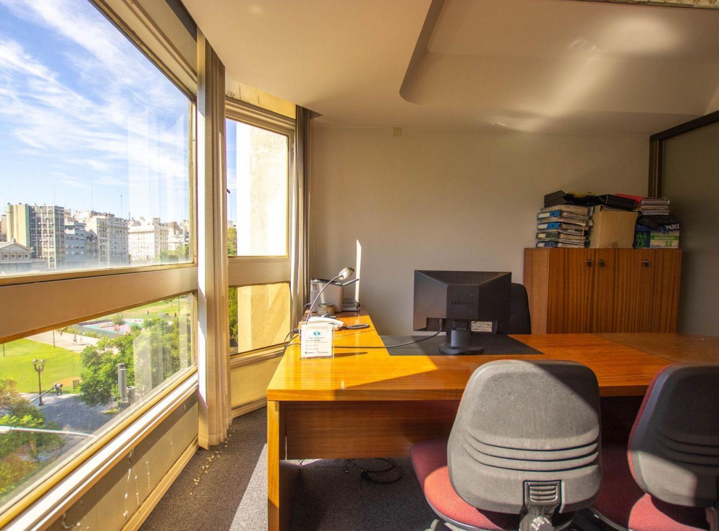 Foto de Venta OFICINA 300 m2 con 3 COCHERAS en TRIBUNALES, imagen 5