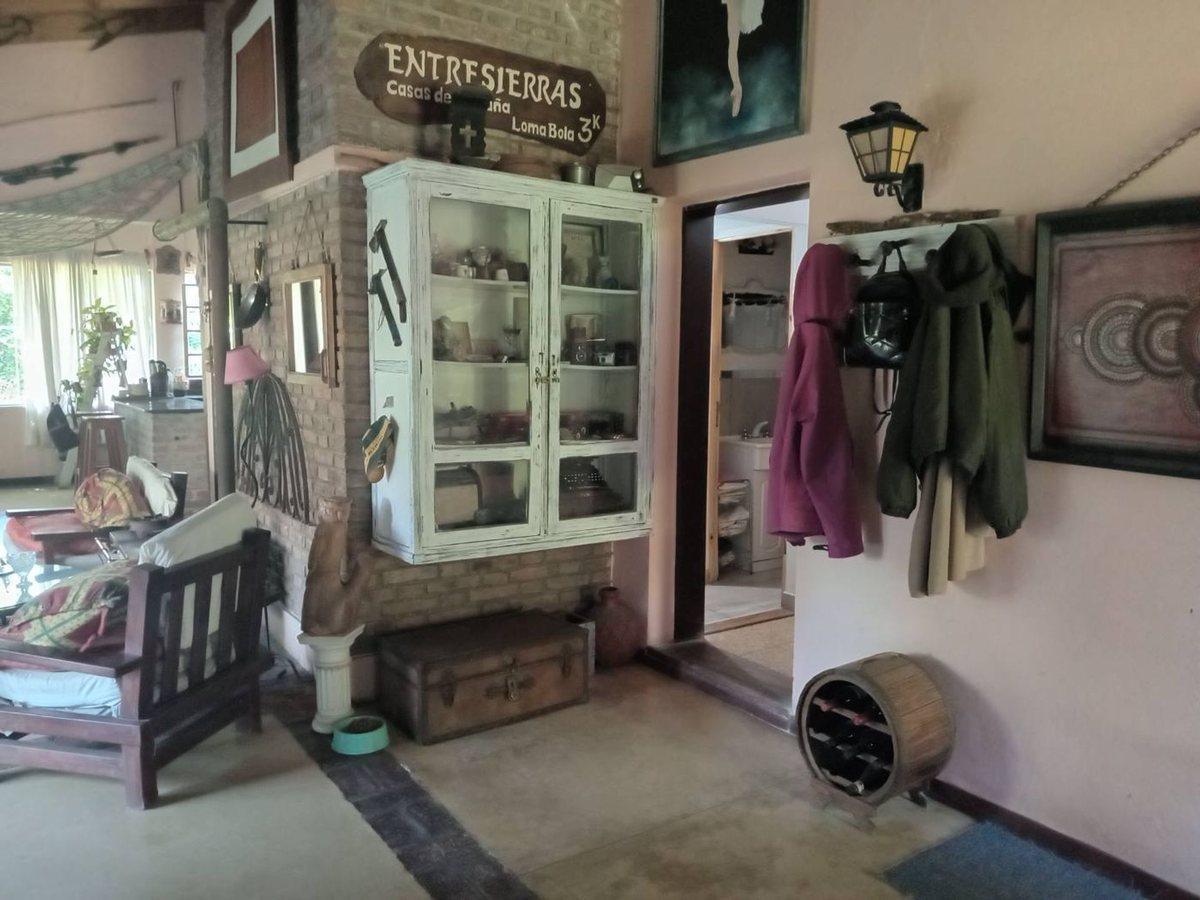 Foto de CASA EN VENTA EN TORTUGUITAS 5 AMB C/2 COCHERAS, imagen 1