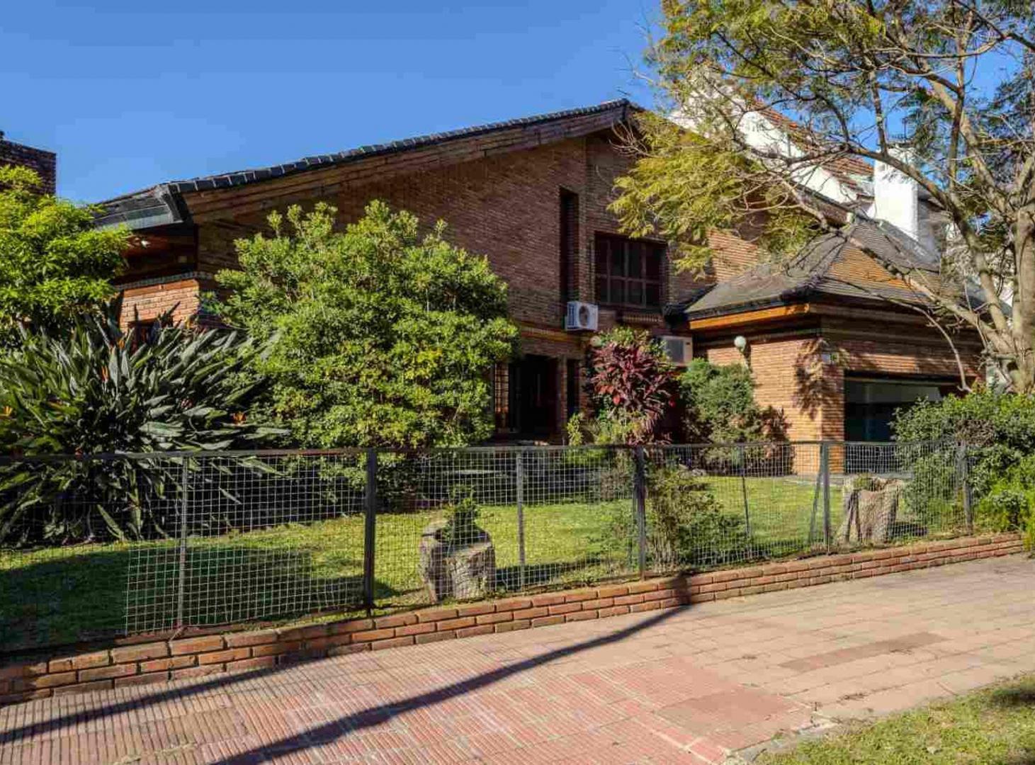 Foto de Casa 5 dorm. en Martínez - Gran terreno, imagen 1