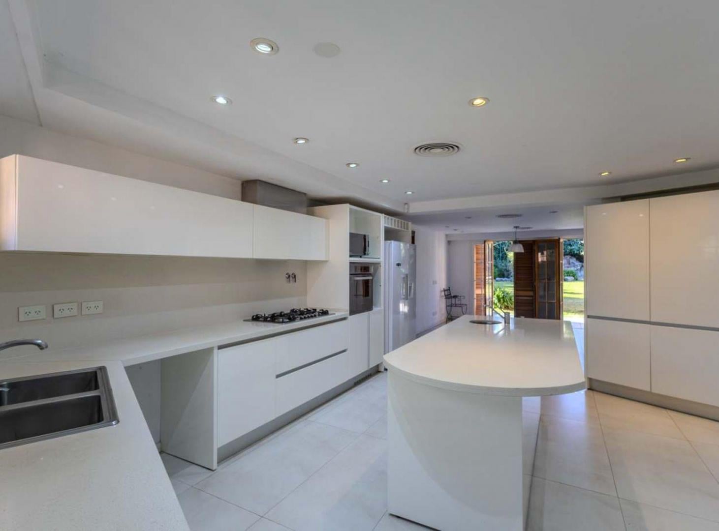 Foto de Casa 5 dorm. en Martínez - Gran terreno, imagen 4