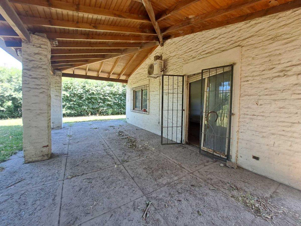 Foto de VENTA EN CASA EN MORENO-AMPLIO LOTE, imagen 1