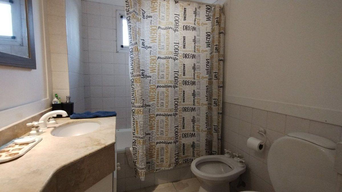 Foto de VENTA DEPTO 2 AMB APTO CREDITO - Cochera y Baulera, imagen 5