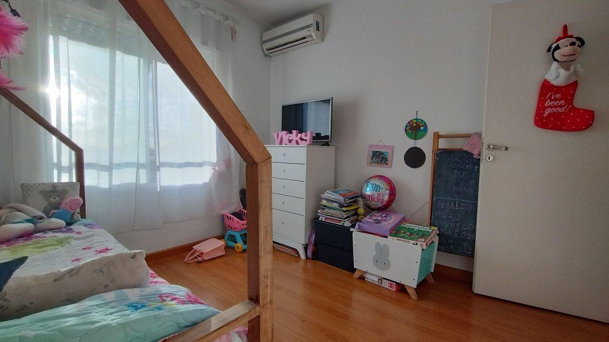 Foto de VENTA DEPTO 2 AMB APTO CREDITO - Cochera y Baulera, imagen 1