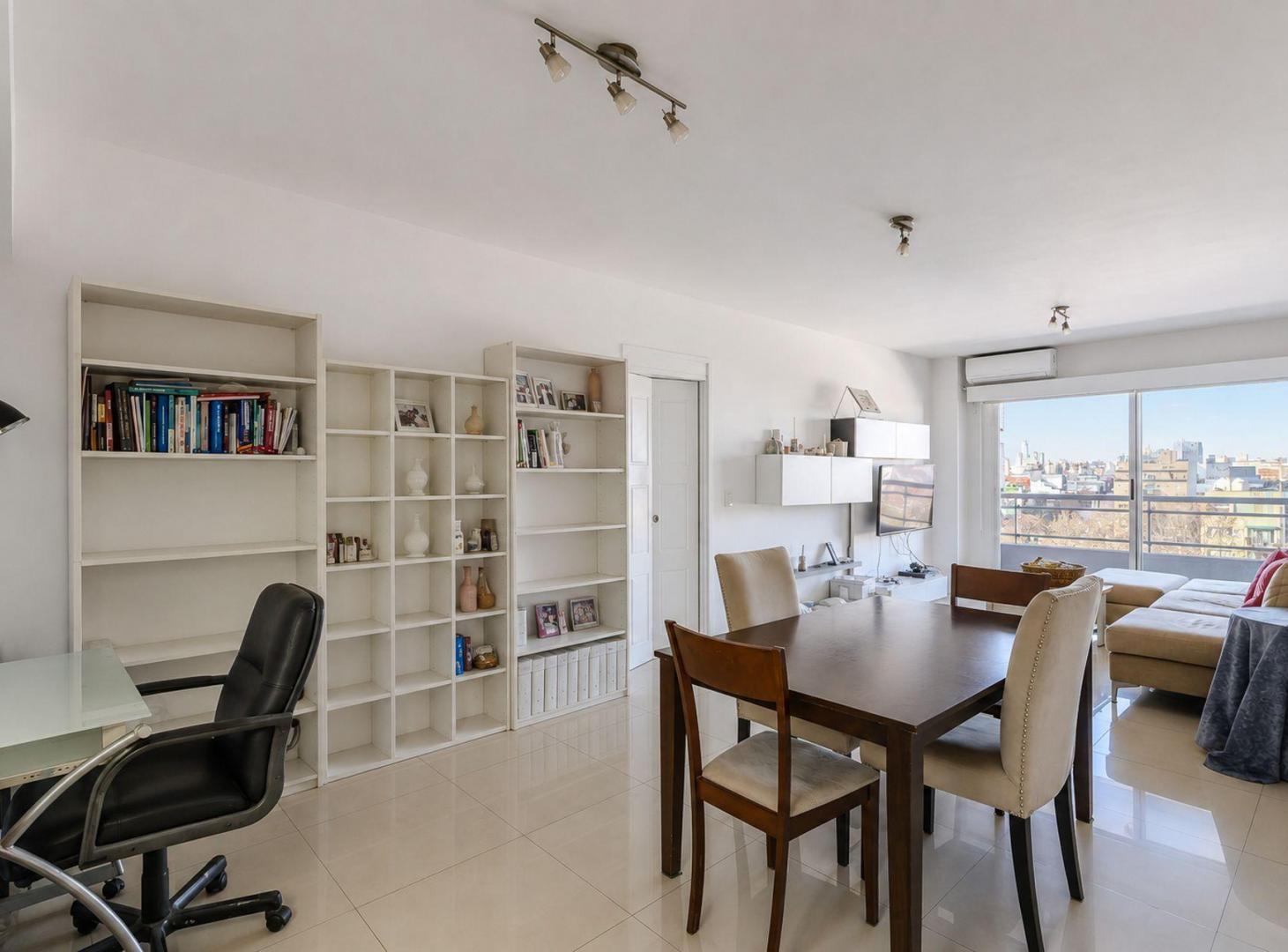 Foto de VENTA DEPARTAMENTO 3 AMIENTES COCHERA, imagen 1