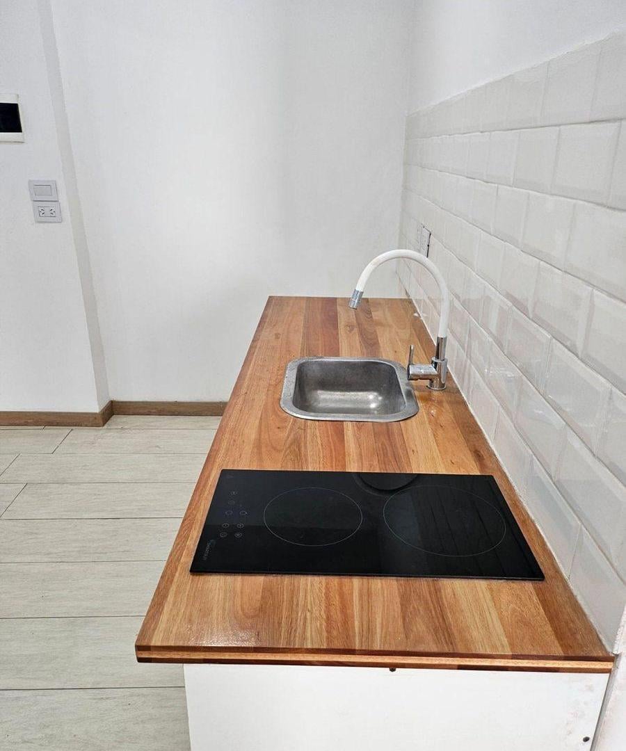 Foto de LOCAL / OFICINA EN ALQUILER CON JARDÍN PRIVADO, imagen 3