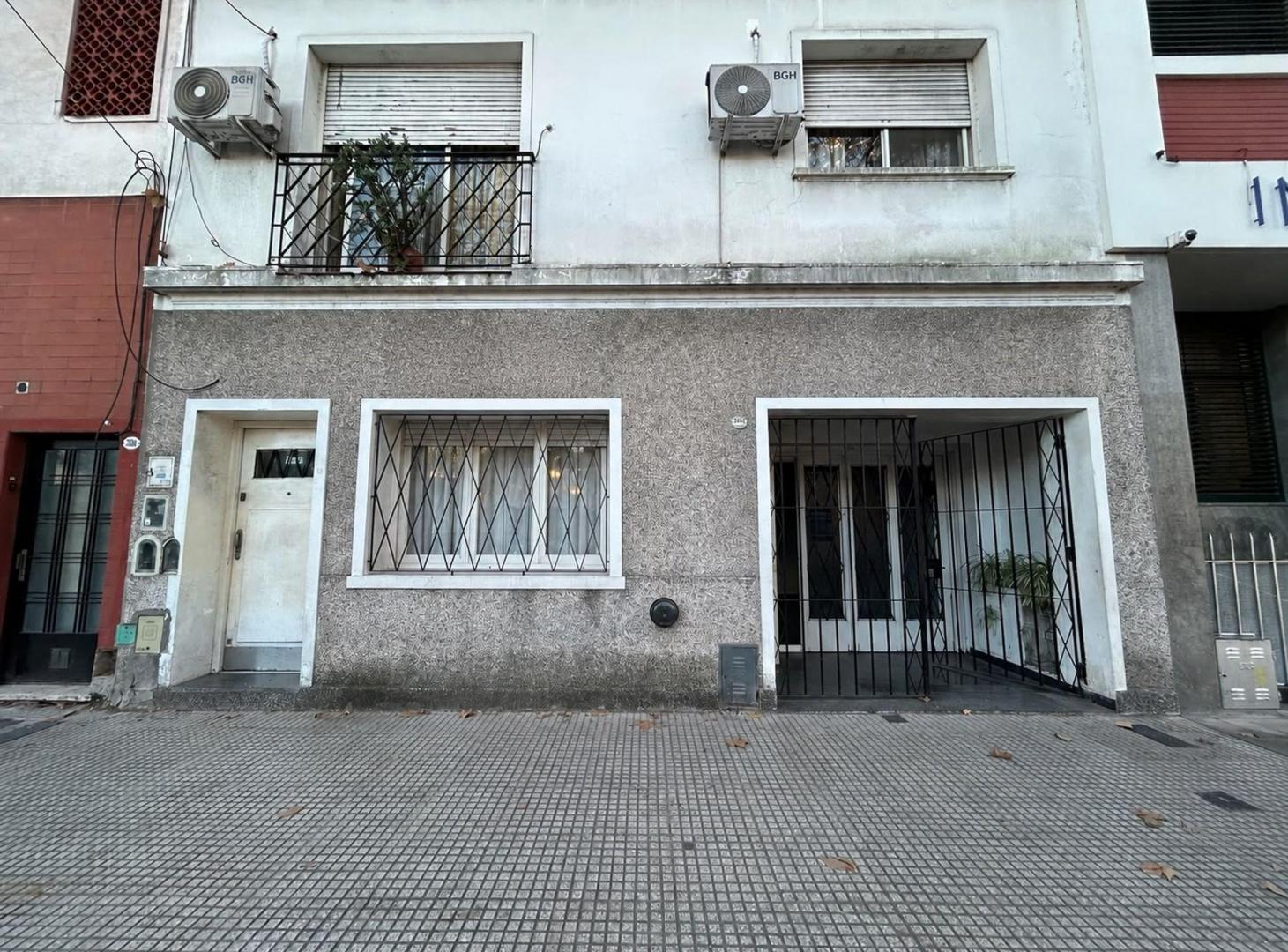 Foto de Ph 3amb + escritorio con patio en Venta, imagen 2