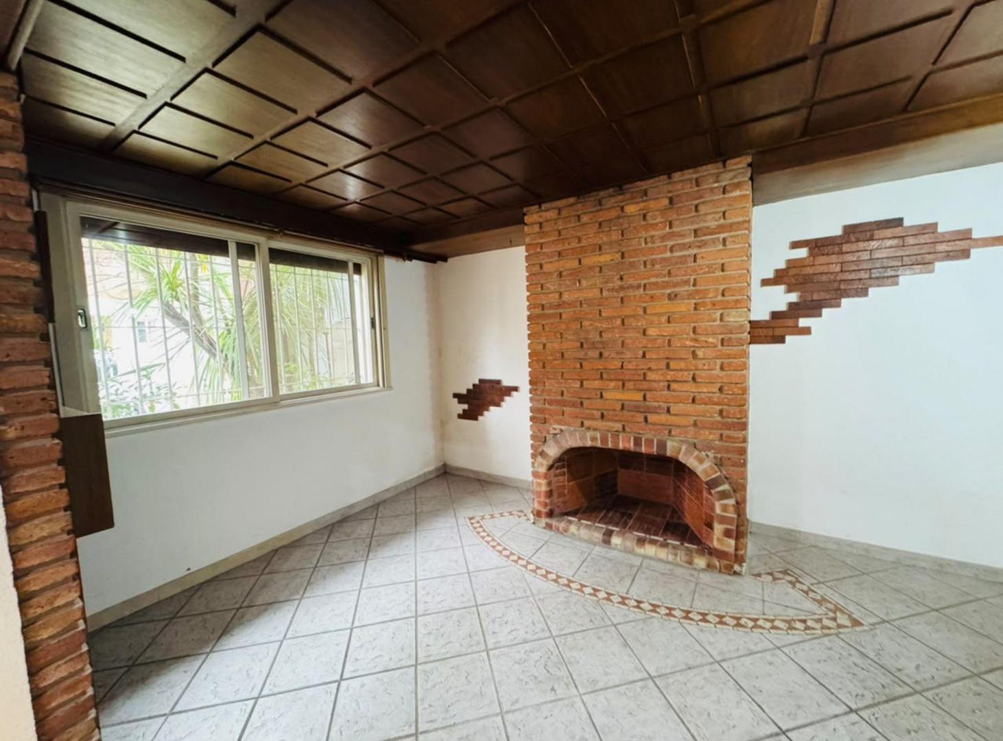 Foto de CASA EN VENTA | 3 DORMITORIOS | JARDÍN | PILETA, imagen 2
