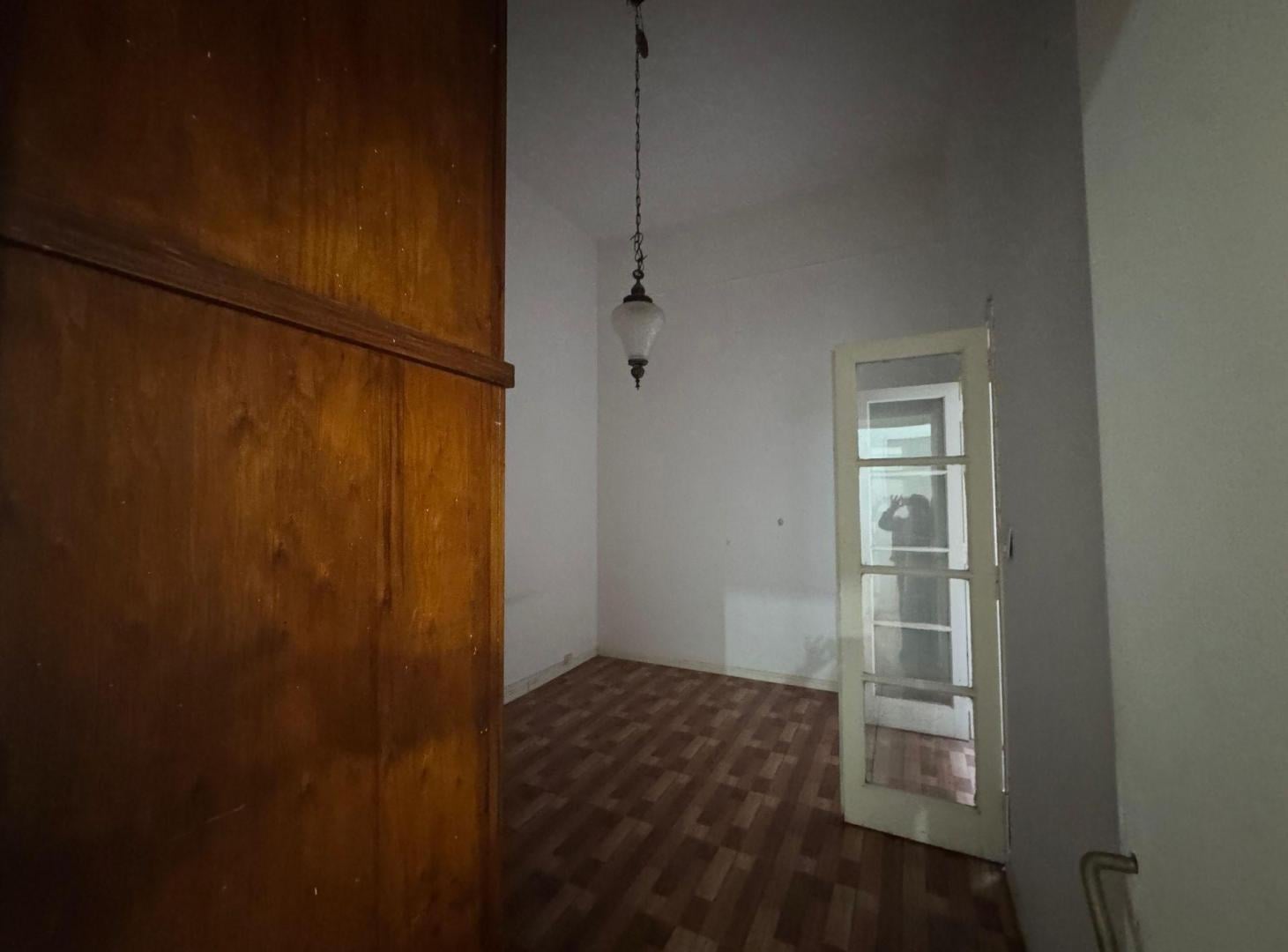 Foto de DEPARTAMENTO 2 Amb./ Planta Baja/ patio– Monserrat, imagen 5