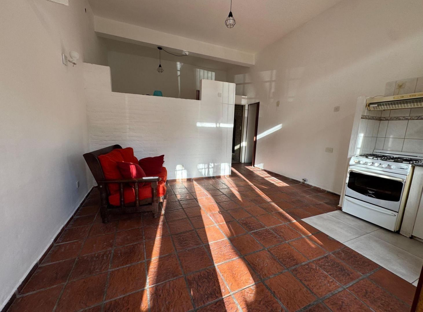 Foto de PH EN ALQUILER – PLANTA BAJA AL FRENTE – VICTORIA, imagen 3