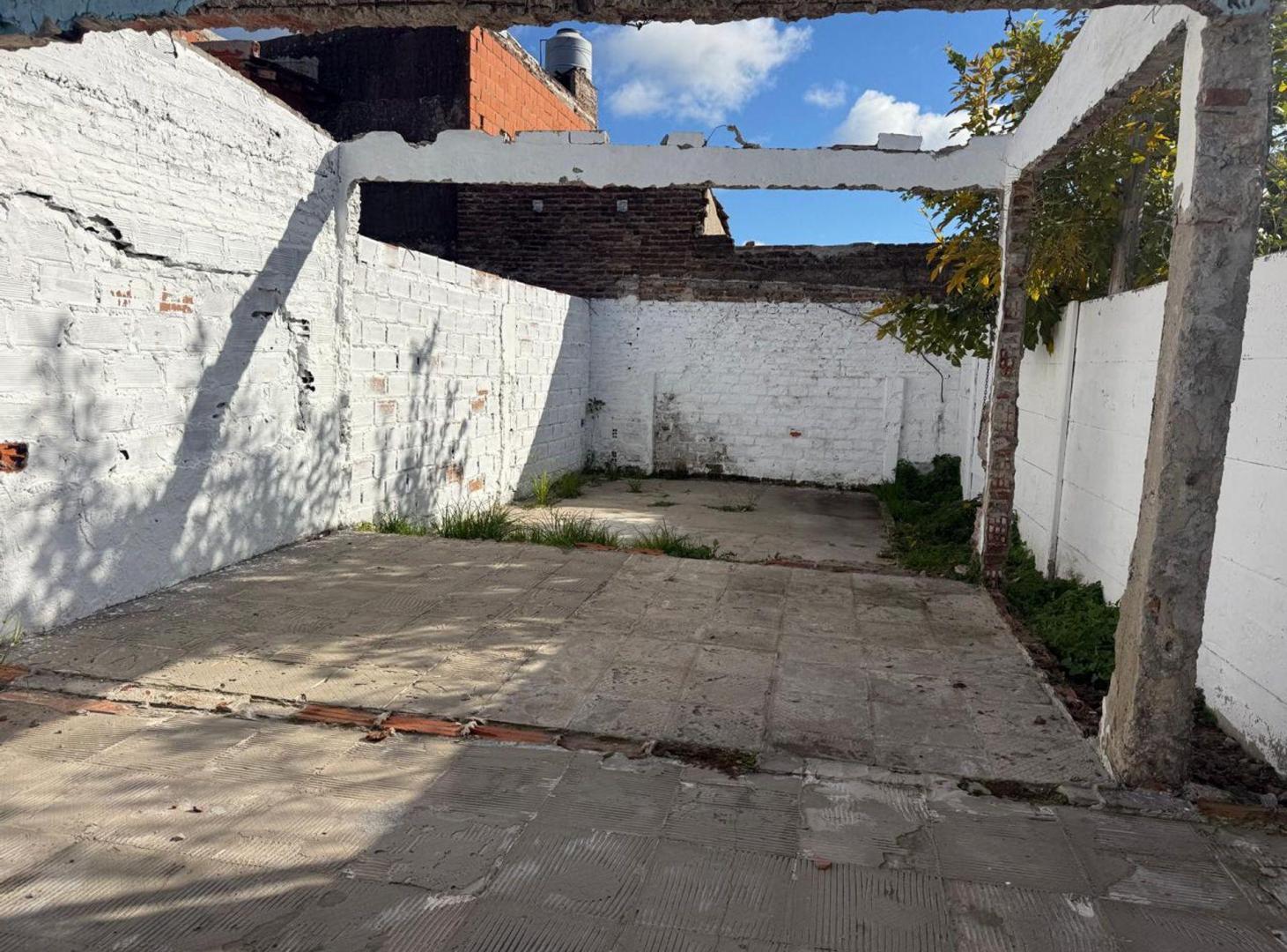 Foto de VENTA TERRENO SOBRE AV. AVELLANEDA– VIRREYES, imagen 2