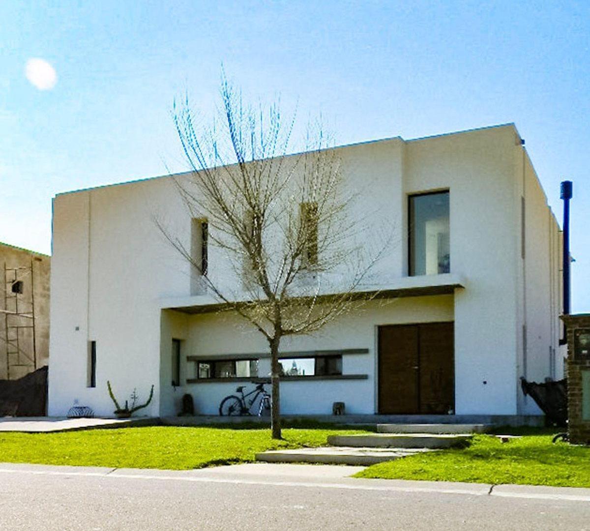Foto de CASA EN VENTA EN LA COMARCA - TIGRE, imagen 1