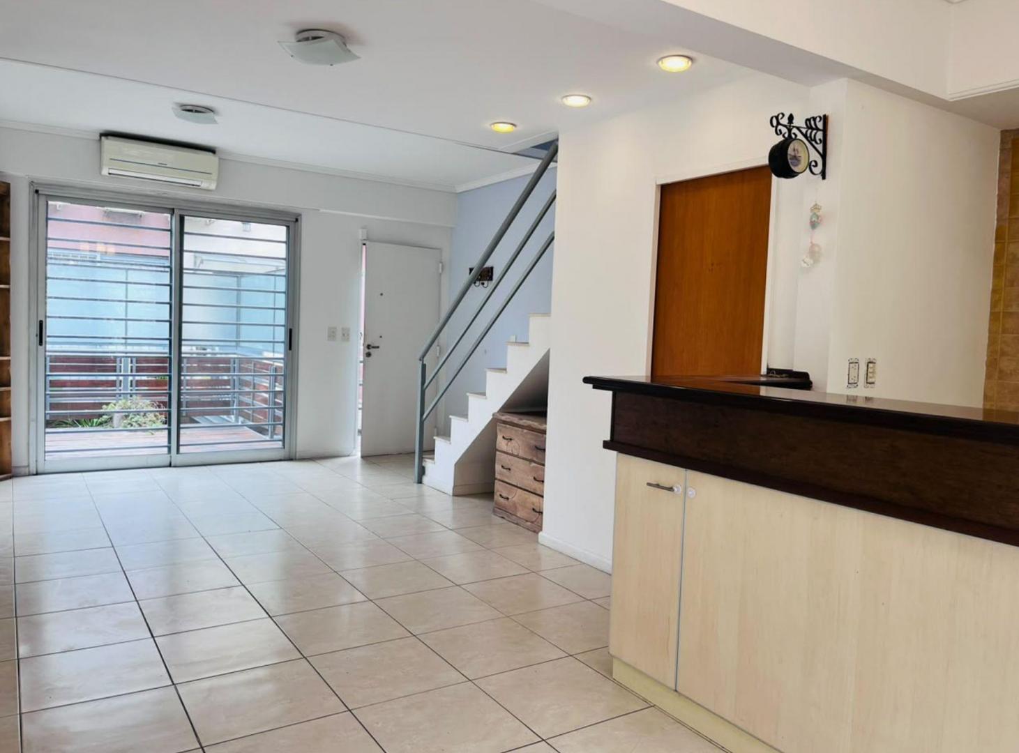 Foto de Duplex 3 Amb Alquiler San Isidro cochera patio, imagen 2