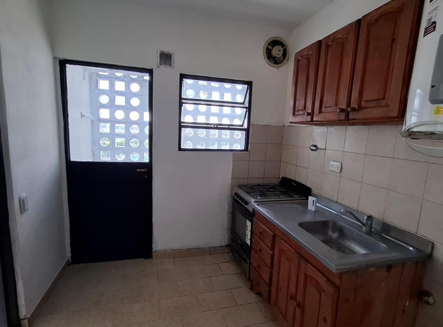 Foto de ALQUILER Departamento 3 amb Parque NorteUNICENTER, imagen 3