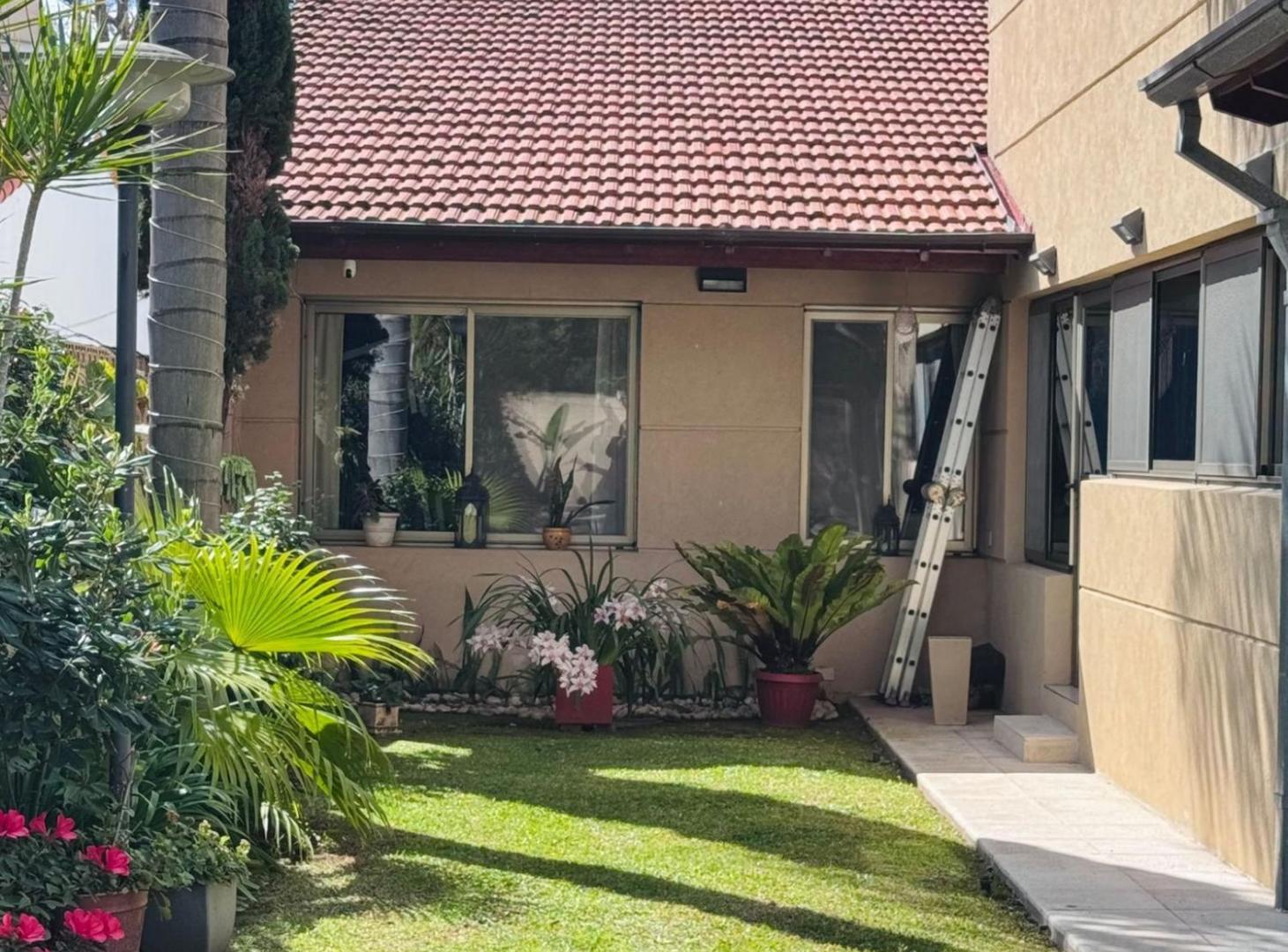 Foto de Venta casa 7 ambientes - Pileta - San Isidro, imagen 5