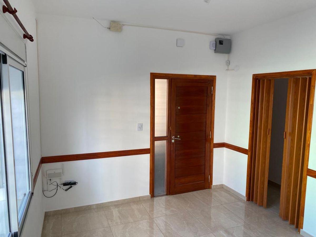 Foto de CASA EN VENTA - MACROCENTRO, imagen 3