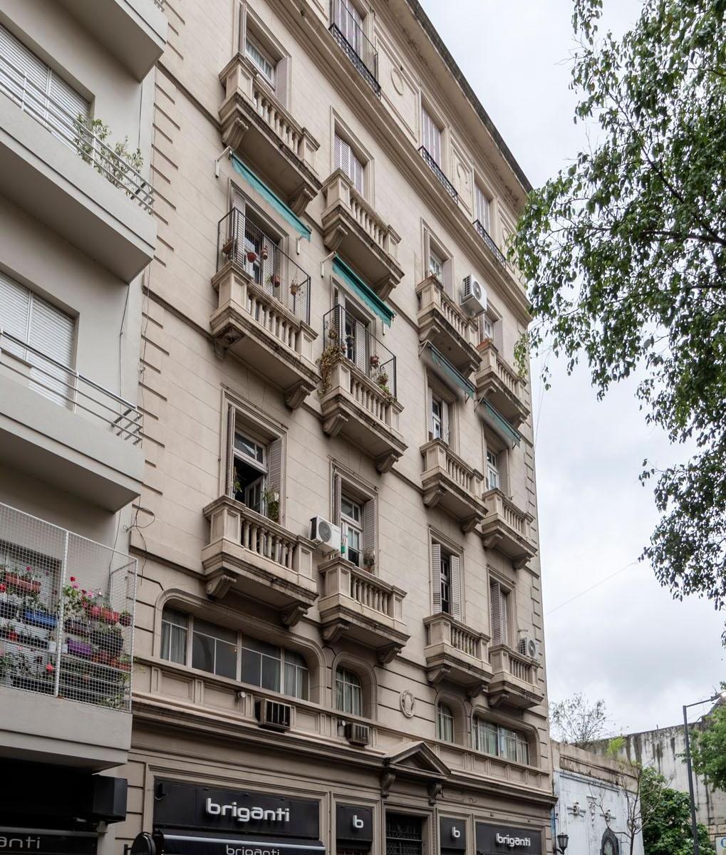 Venta Semipiso 5 Amb C/dependencias. Monserrat. Balcon Francés (2) 1