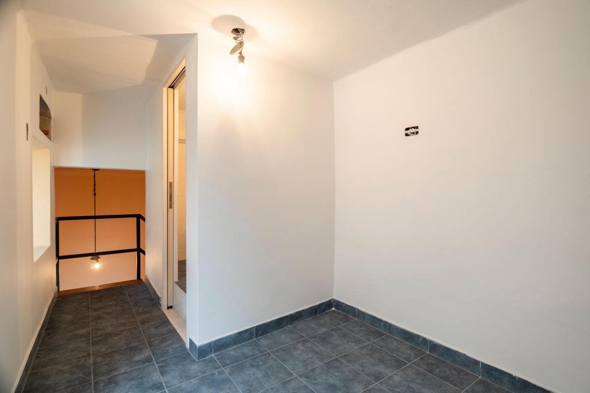Venta Semipiso 5 Amb C/dependencias. Monserrat. Balcon Francés (2) 2