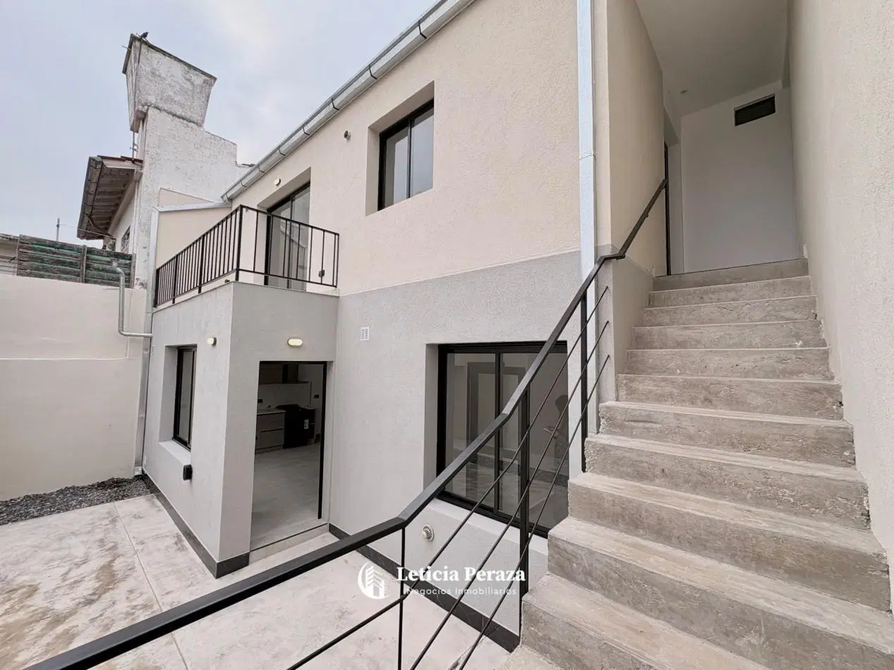 PH monoambiente en Venta - Parque Luro 2