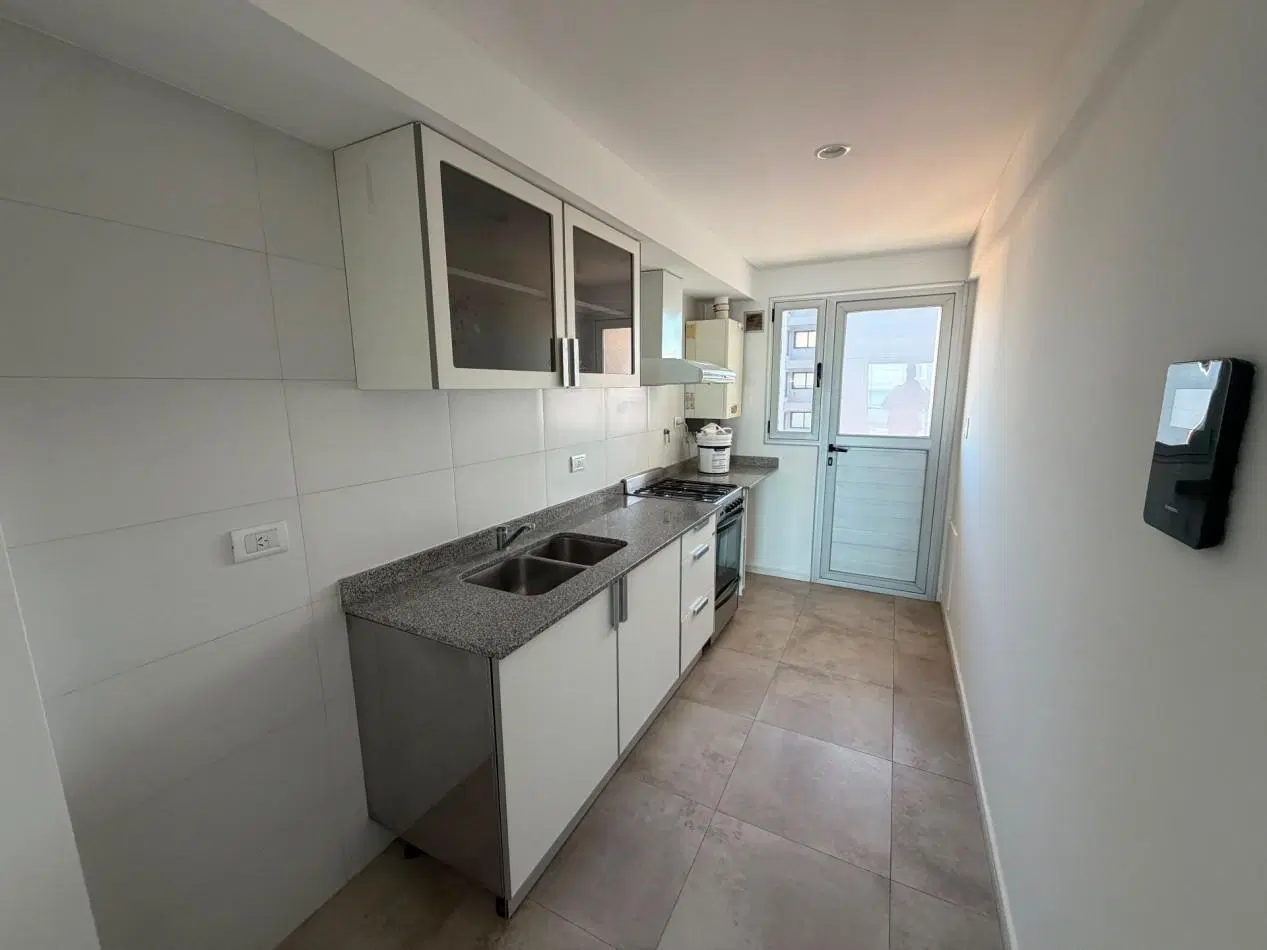 Departamento 2 ambientes en Alquiler - Frente al Mar 2