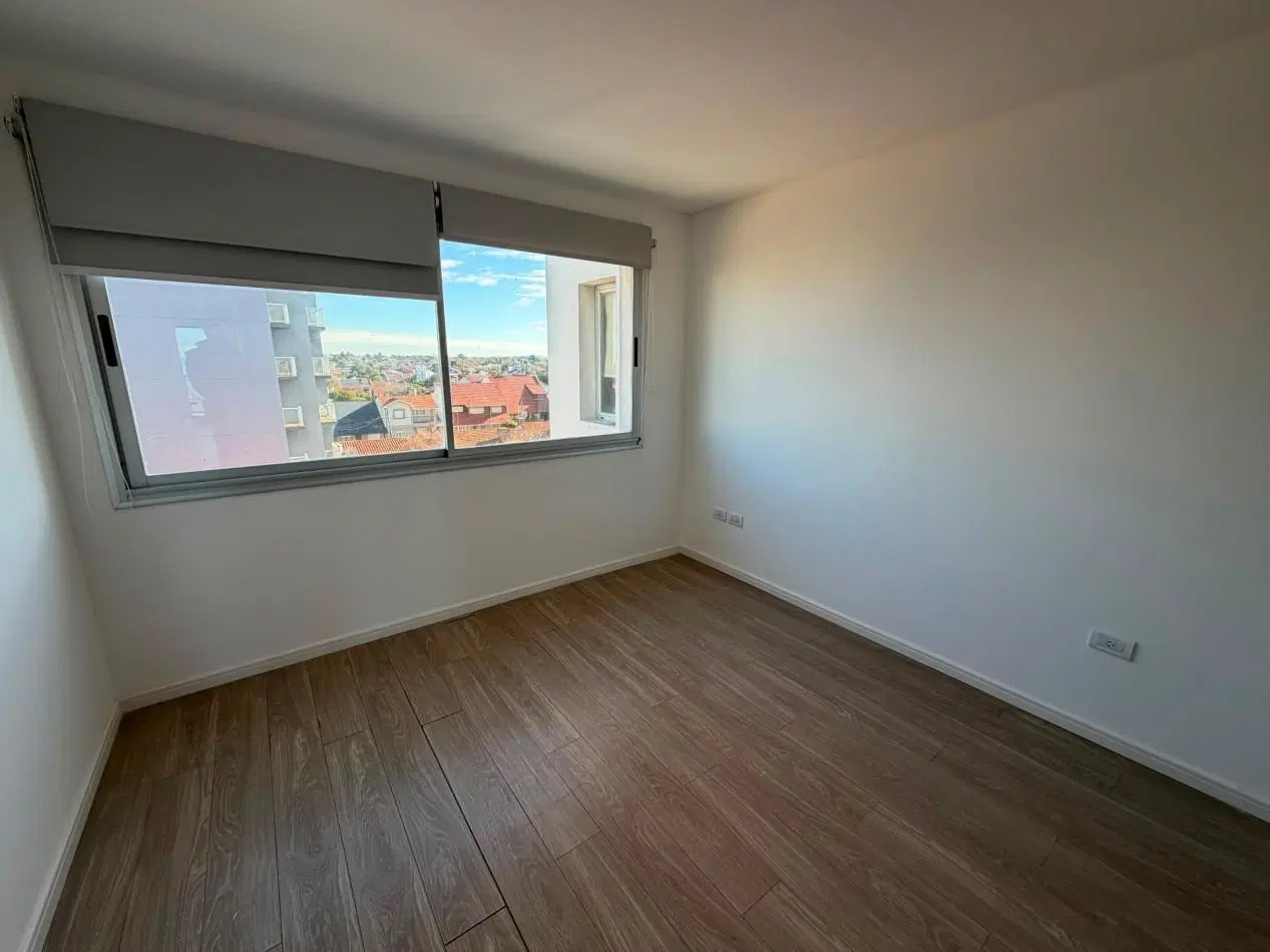 Departamento 2 ambientes en Alquiler - Frente al Mar 1