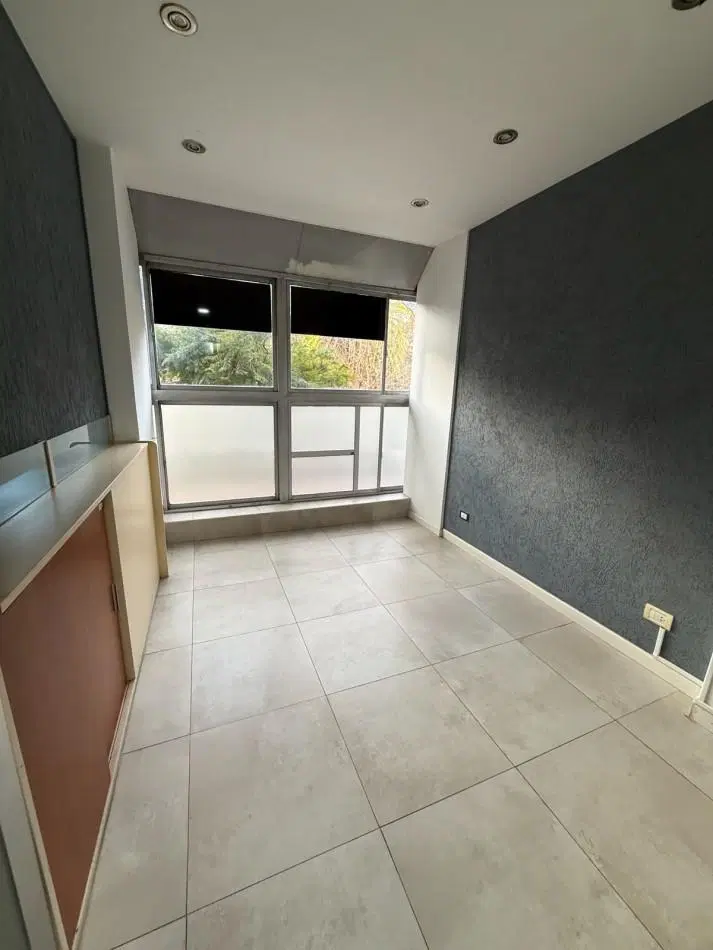 Oficina en alquiler - Diagonal Pueyrredon 2936 4