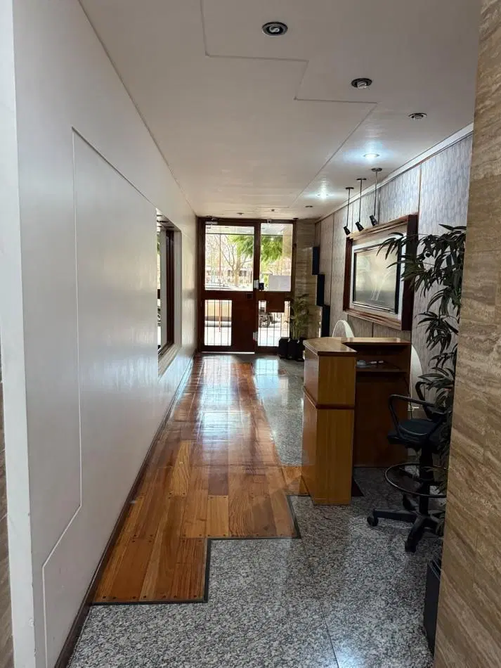 Oficina en alquiler - Diagonal Pueyrredon 2936 2