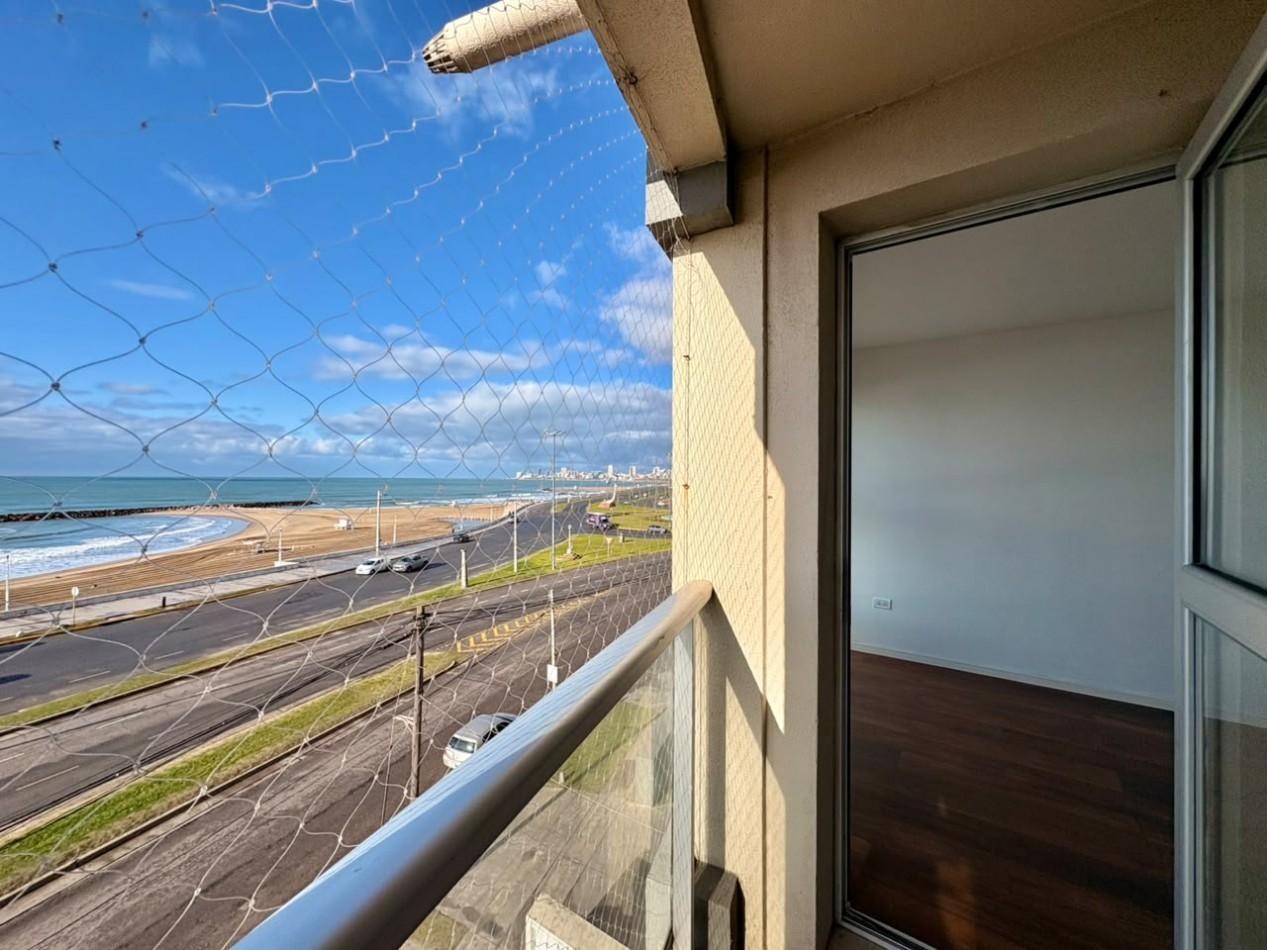 Foto de Departamento 2 ambientes en Alquiler - Frente al Mar, imagen 2