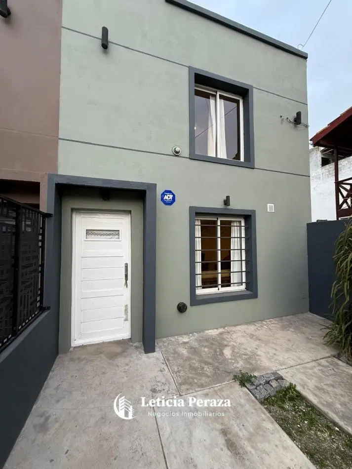 Duplex 3 ambientes en Venta - Caisamar 1