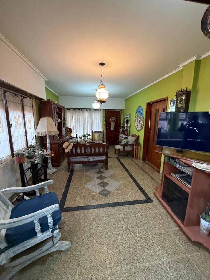 Foto de CASA EN VENTA - BARRIO AEROPARQUE, imagen 5