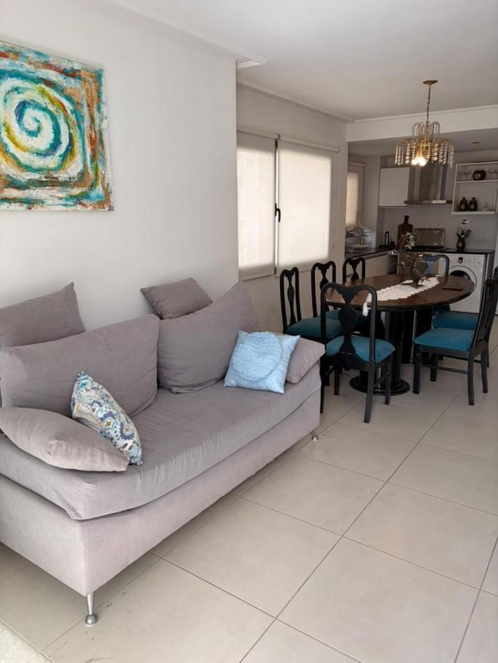 Foto de DEPARTAMENTO 2 AMBIENTES EN ALQUILER - ZONA GUEMES, imagen 1