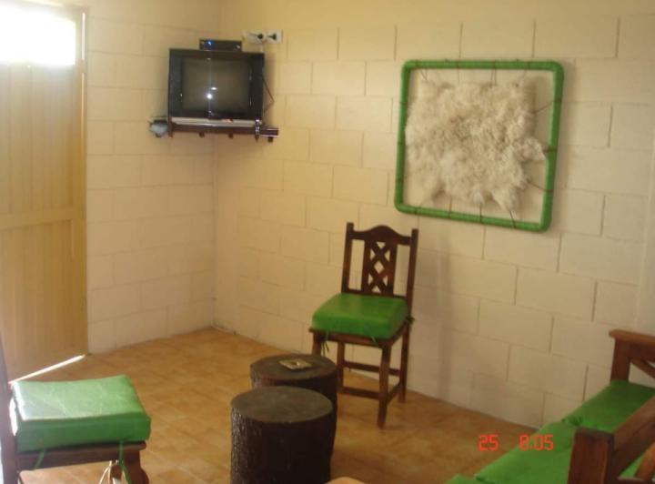 VENTA TRES CABAÑAS EN SAN ANTONIO DE ARREDONDO A 200 MTRS DEL RIO 2