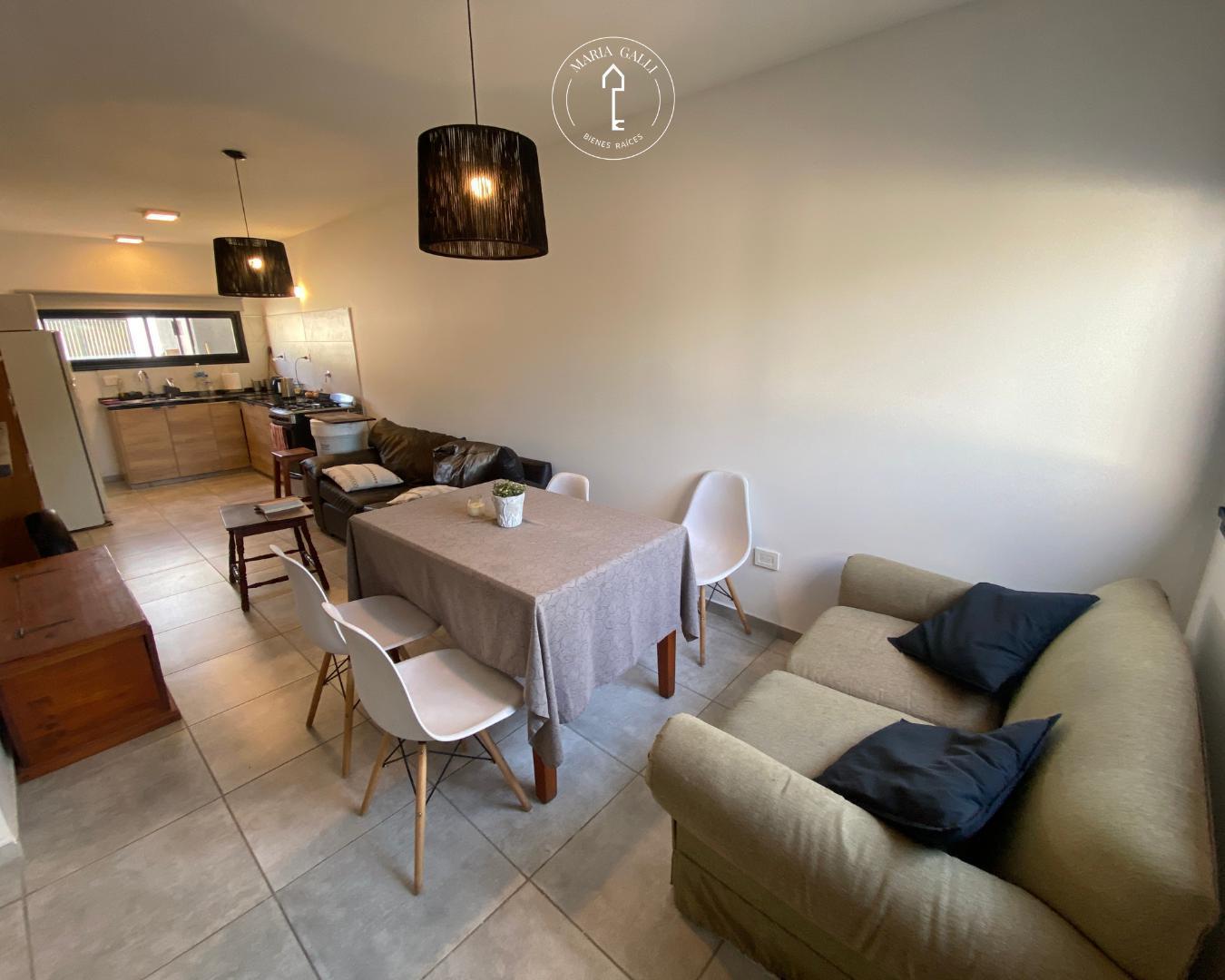 VENTA CASA BARRIO NORTE-2 DORM