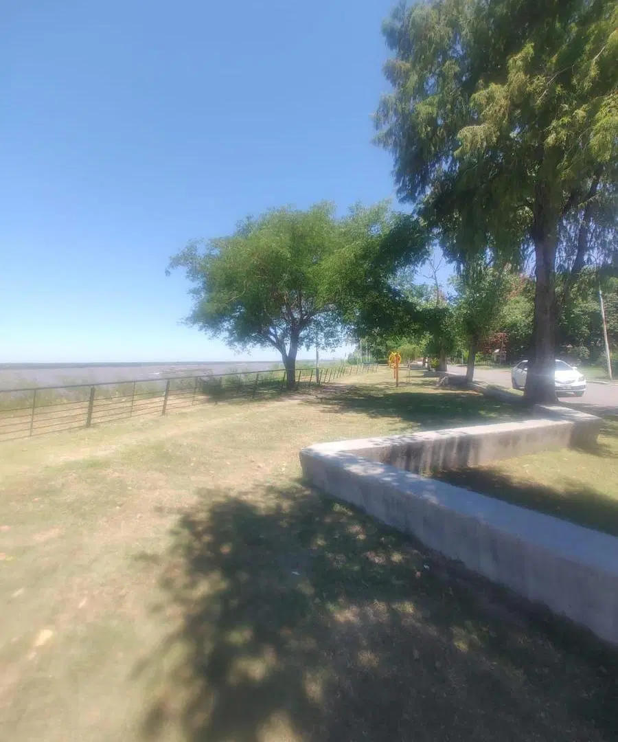 Terreno Capitán Bermudez 4