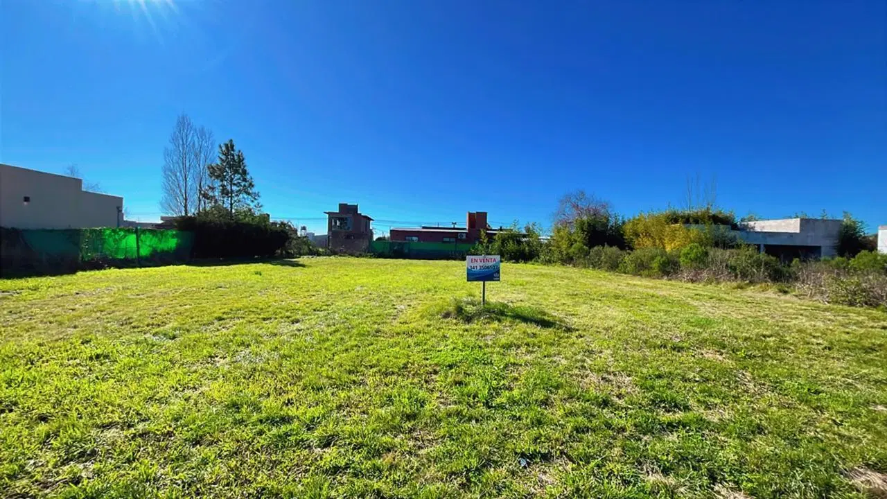 Lote sobre Avenida - Funes Town 3