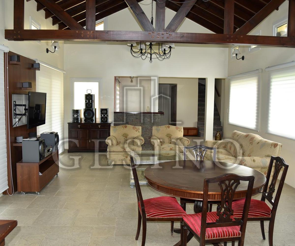 Casa en Campos de Roca 3