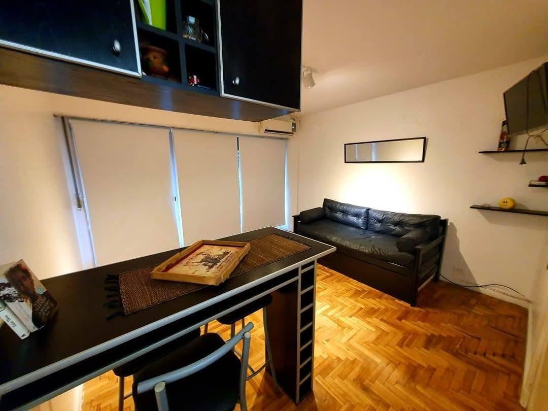 Foto de DEPARTAMENTO DOS AMBIENTES-SAN NICOLÁS-ALQUILER TEMPORAL, imagen 3