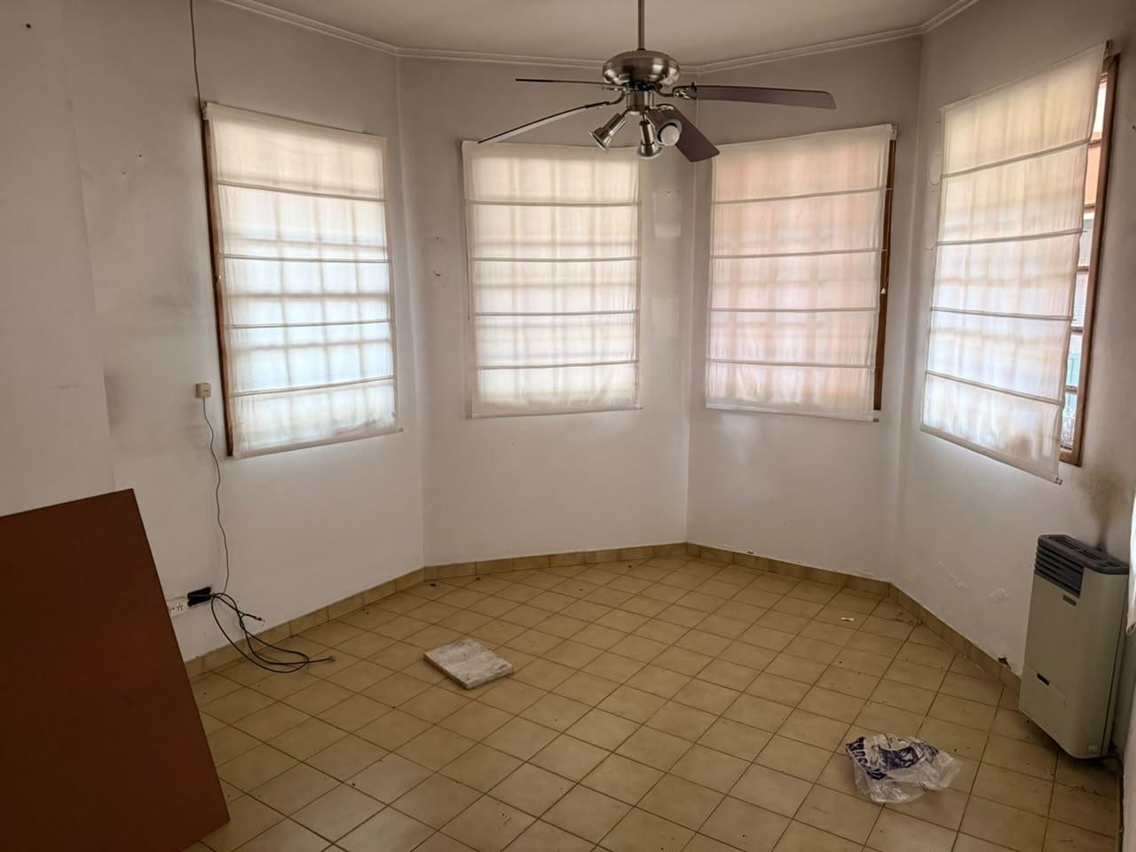 Foto de Casa en venta a refaccionar en Parque San Martin, imagen 4