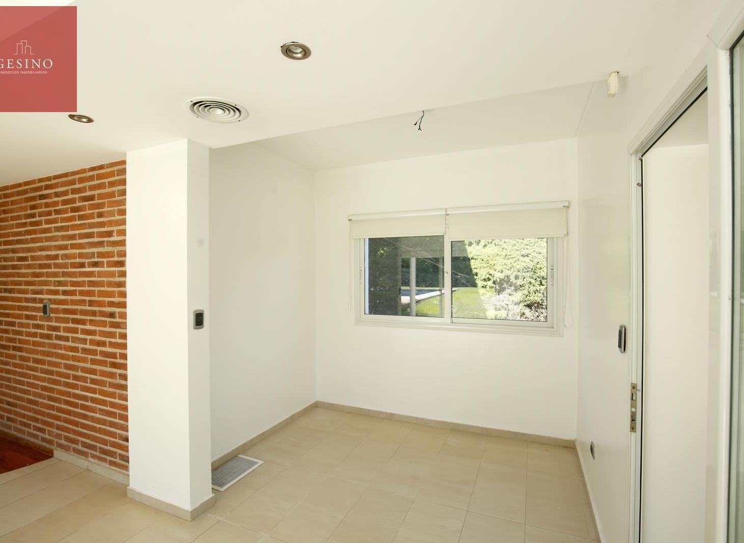 Foto de Casa de categoría en Villa Elisa, imagen 4