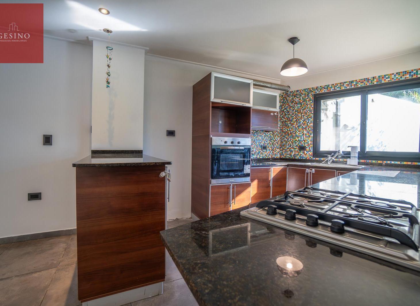 Foto de Casa en venta en villa elisa 3 dormitorios, imagen 2