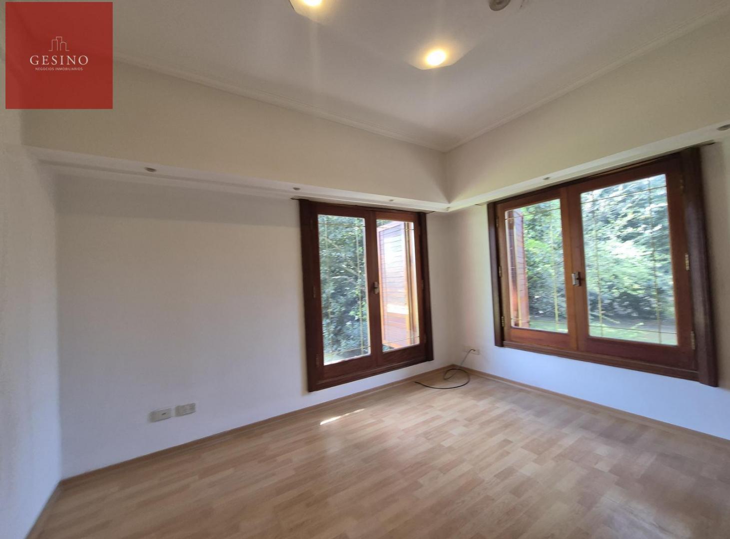 Foto de Casa de categoría en Villa Elisa 3 dormitorios, imagen 5