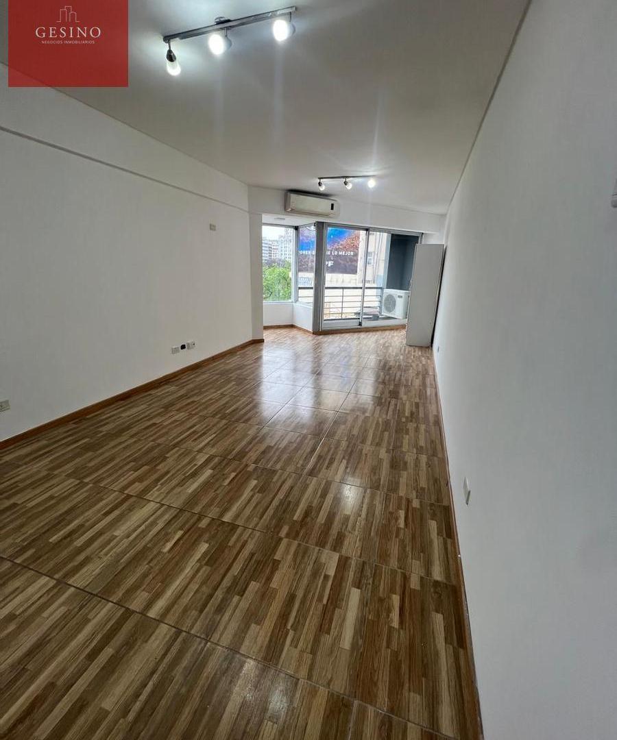 Foto de DEPARTAMENTO MONOAMBIENTE-MONSERRAT-ALQUILER TEMPORAL, imagen 1