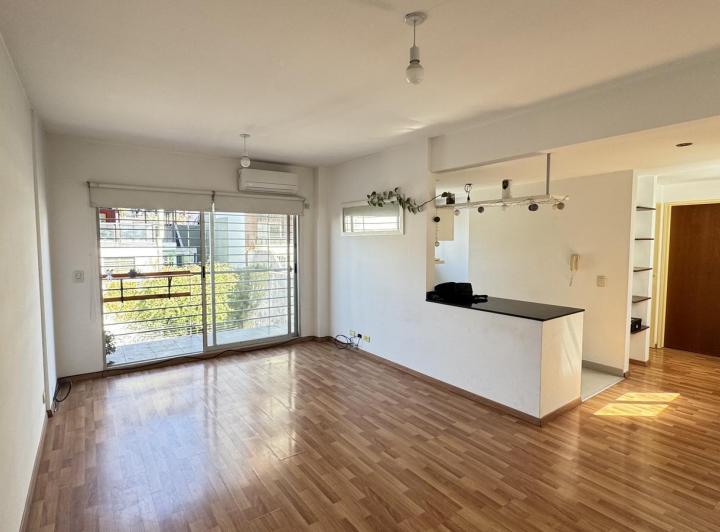 Departamento en alquiler Flores Norte balcon 1