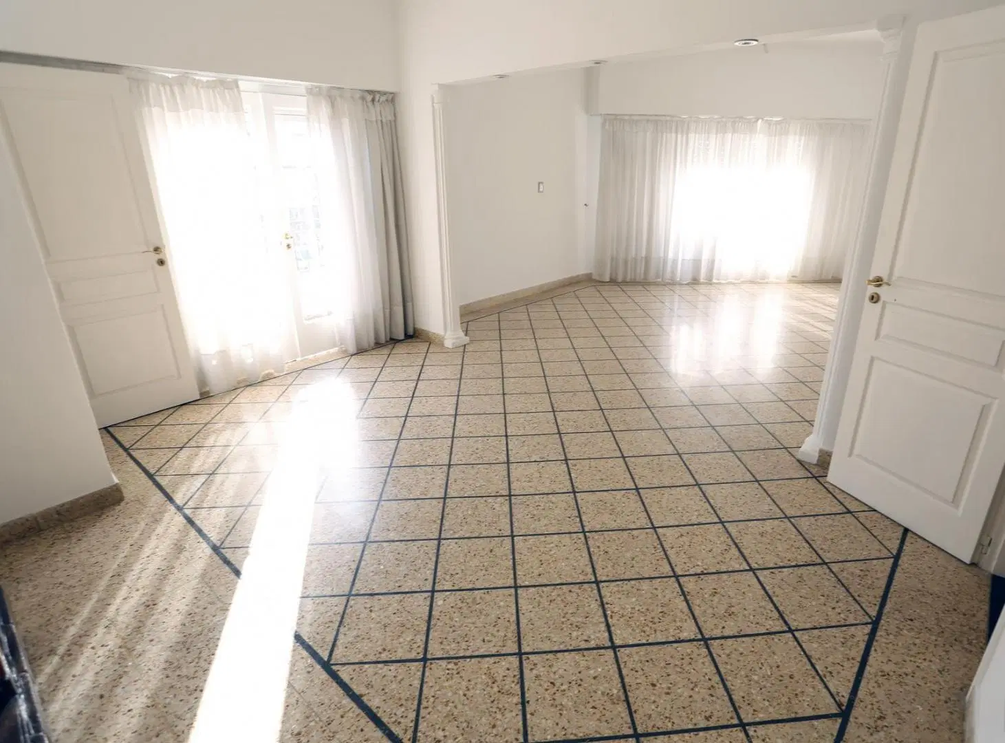 Oportunidad!! Impecable PH en venta 1