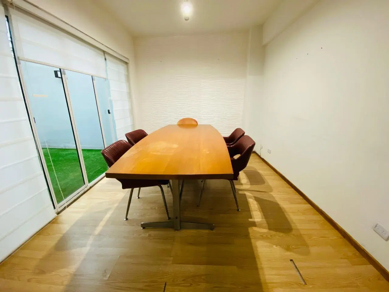 ALQUILER OFICINA 70M2 EXC. UBICACION COCINA Y PATIO TUCUMAN Y 9 JL 4