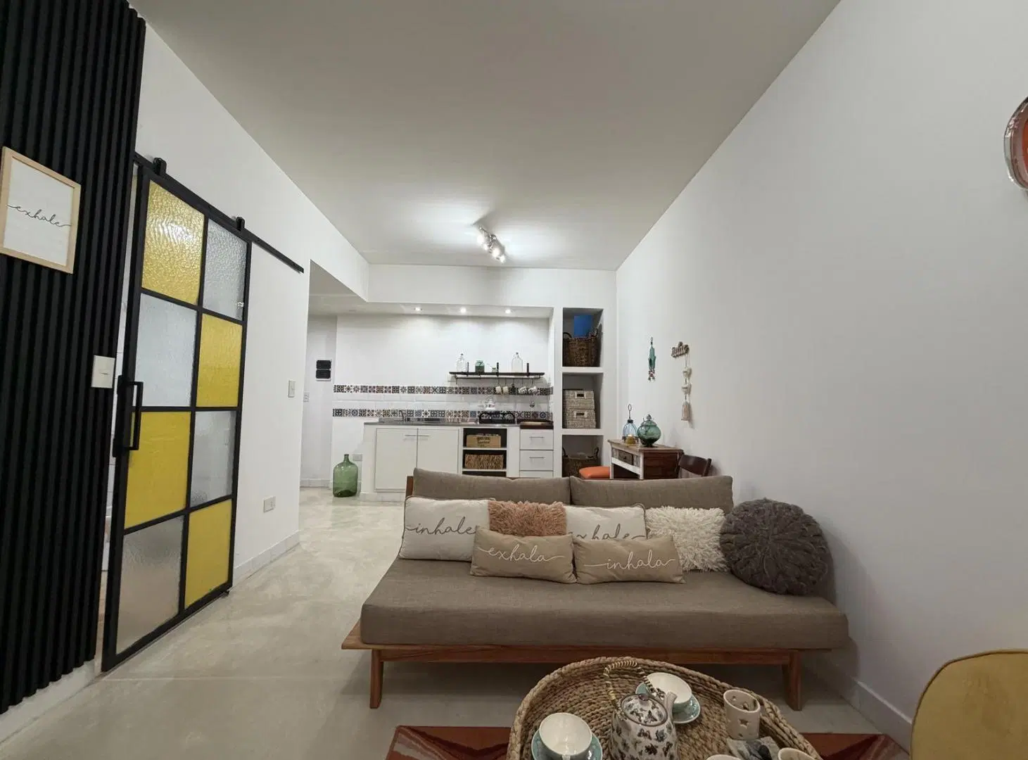 Monoambiente en Recoleta con patio amplio 4