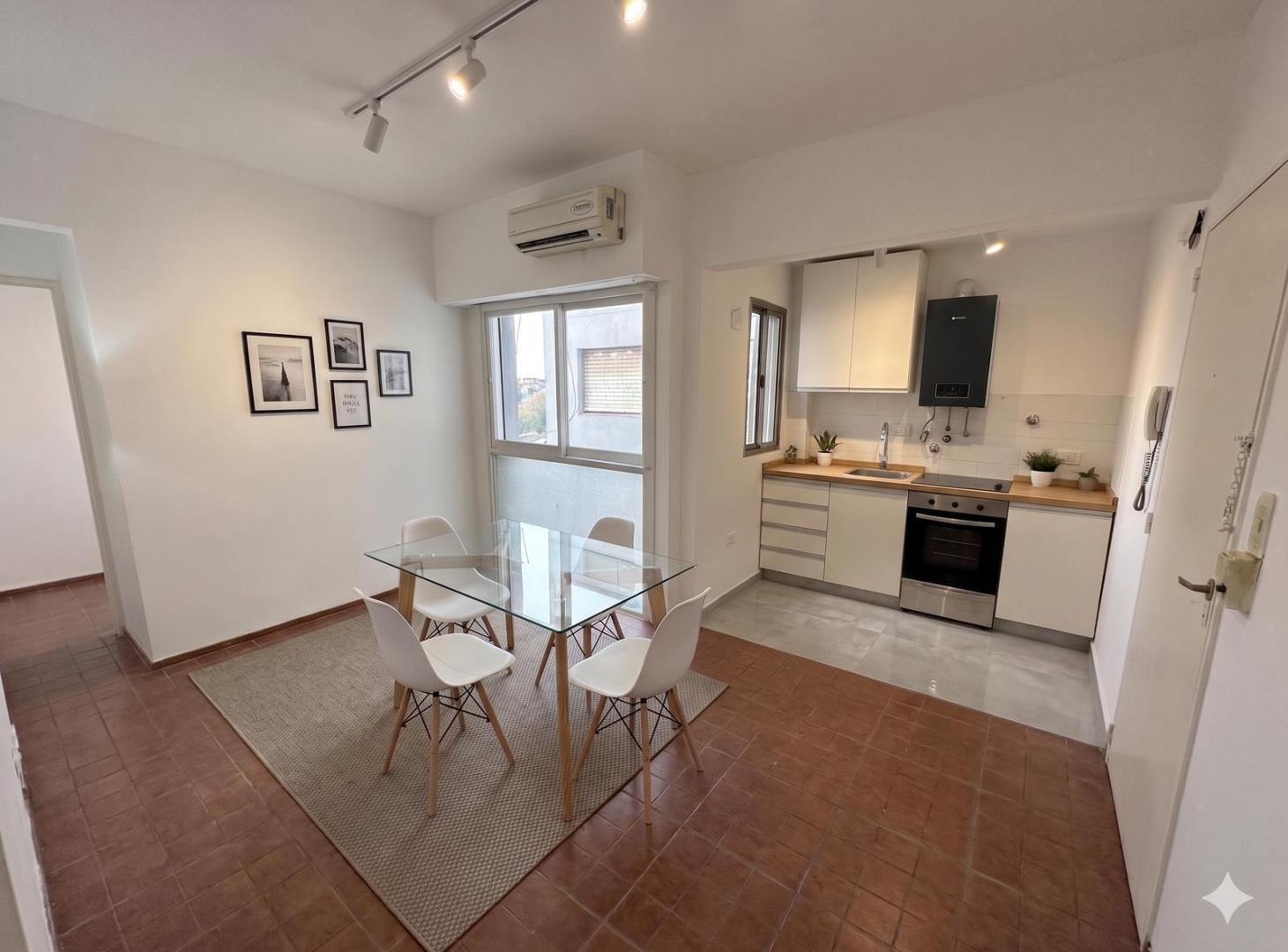VENTA | Saavedra 3900 / 2 ambientes con Terraza Compartida/ Ciudadela / Tres de Febrero / PROPICIA