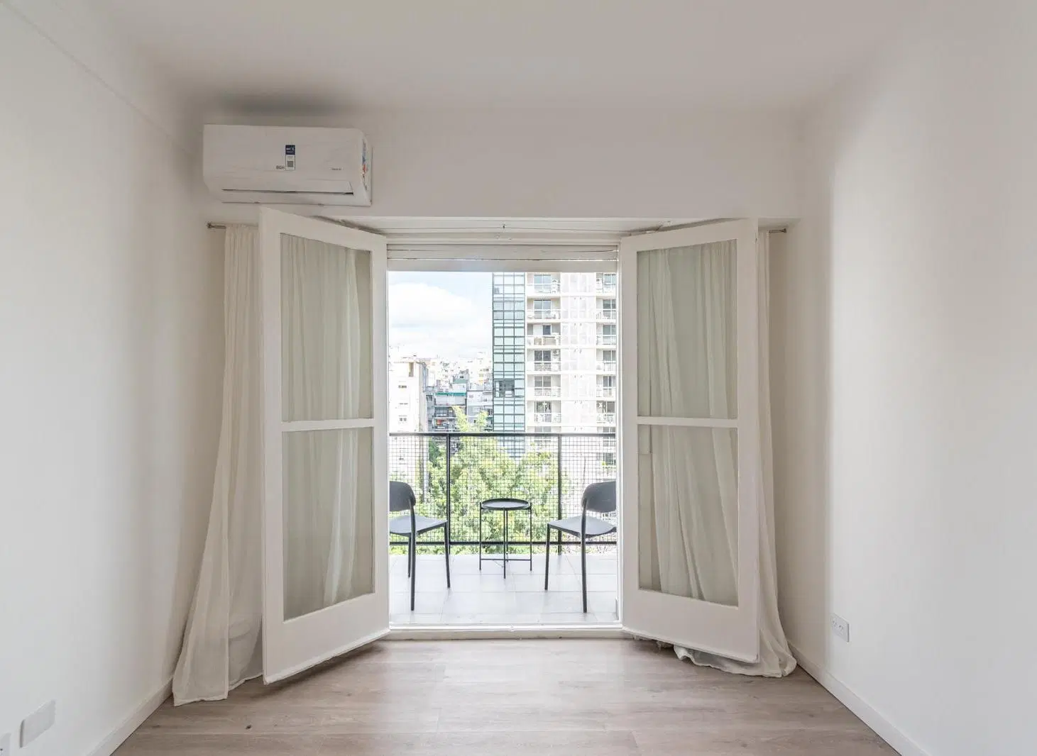 VENTA / Avenida Santa Fe 3200 / 3 ambientes / Alto Palermo refaccionado a NUEVO Balcon Vista Abierta 5