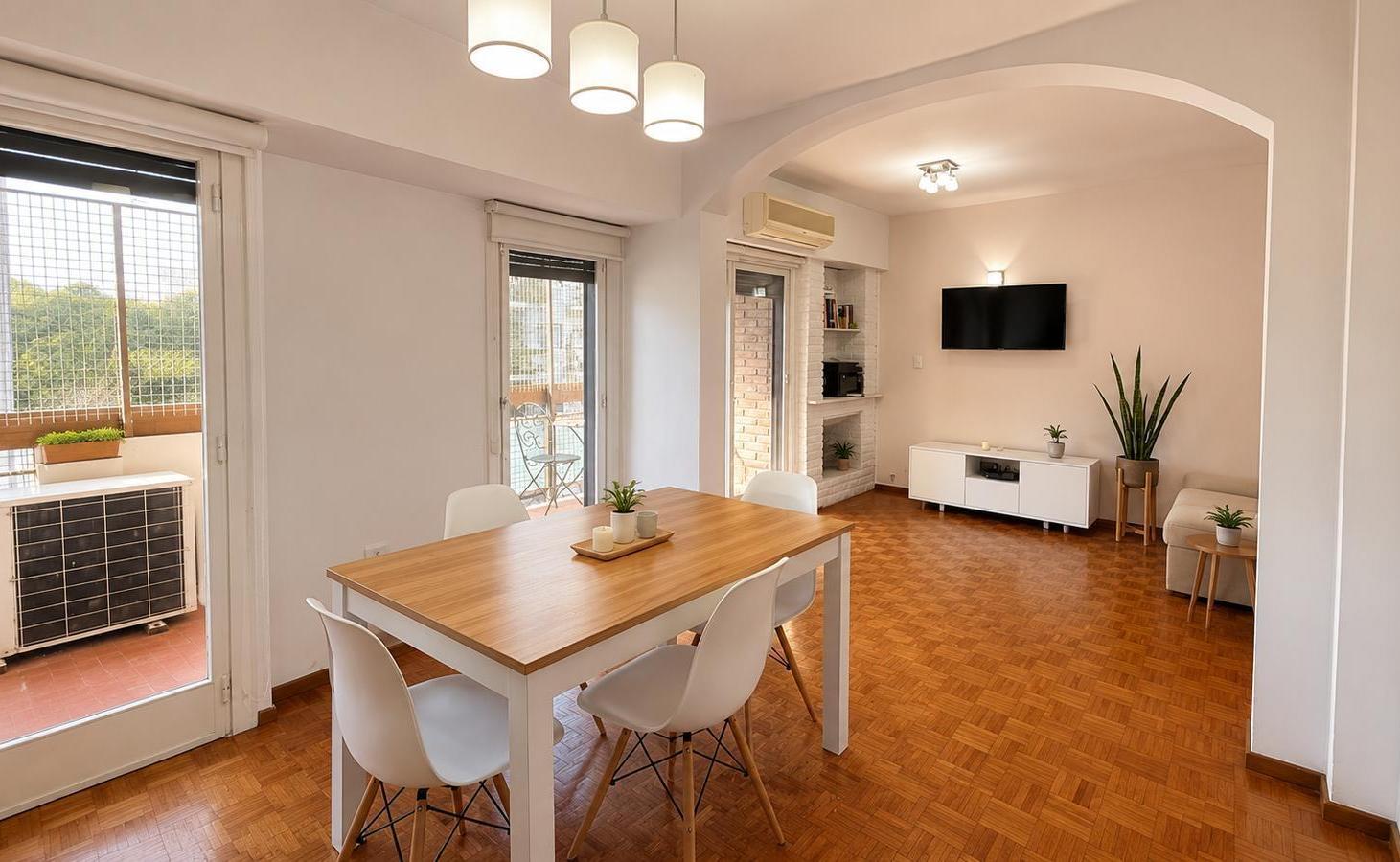 Venta de departamento 4 ambientes Recoleta Balcon baulera Luz