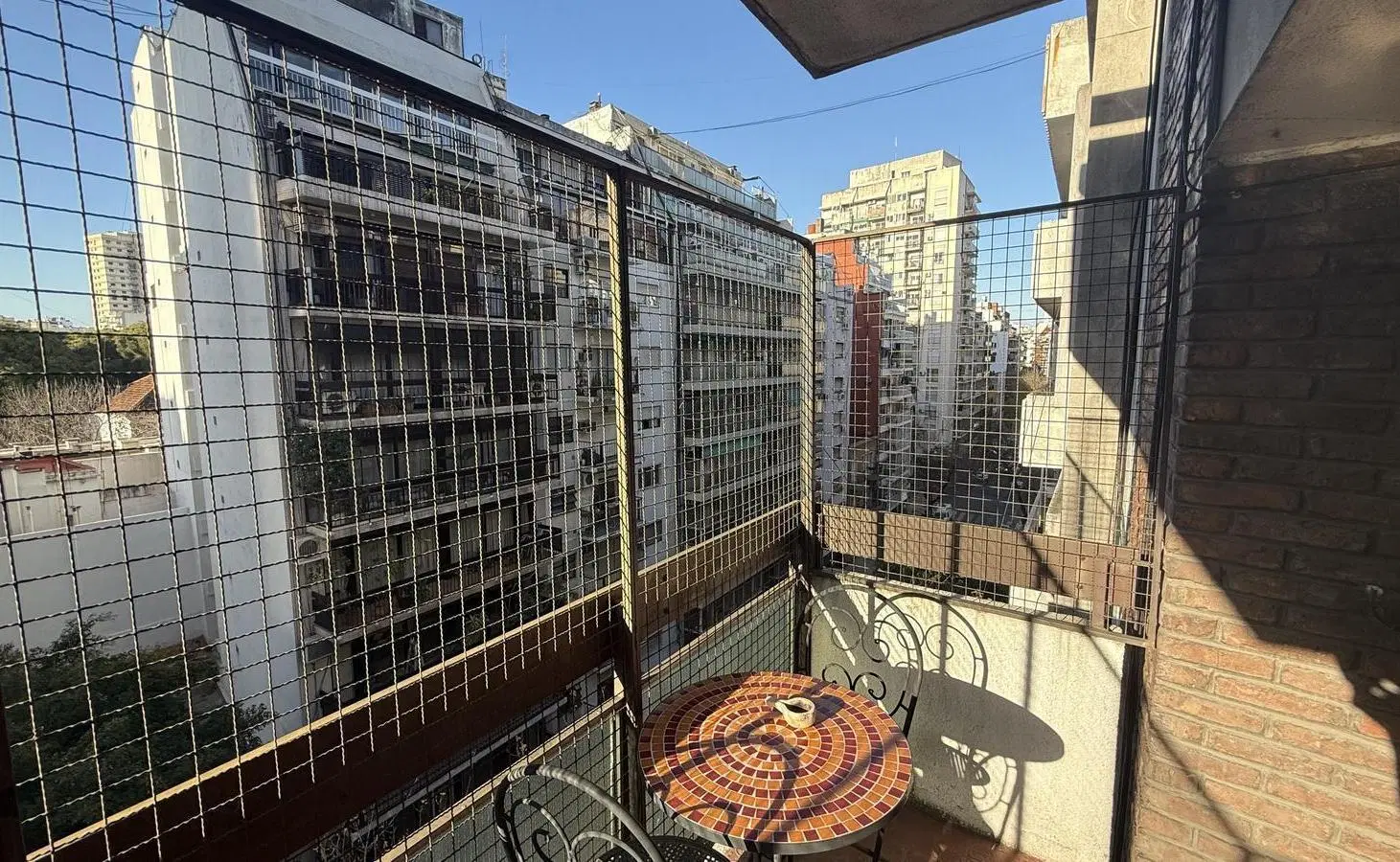 Venta de departamento 4 ambientes Recoleta Balcon baulera Luz 5